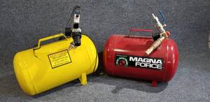 lot 71 image: (2) Air Tanks with Extra Parts