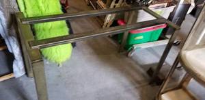 lot 253 image: Heavy Duty Metal Table Frame