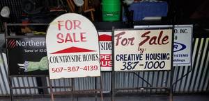 lot 234 image: Metal Realtor Signs