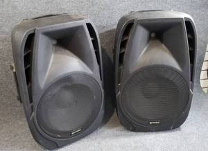 lot 14 image: Pair of Gemini 12 Powered Speakers