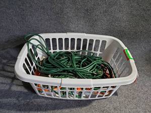 lot 87 image: Extension Cords, Medium Size