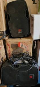 lot 77 image: (3) Rockville 8 Powered Speakers