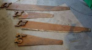 lot 65 image: 4 Antique Saws