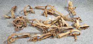 lot 66 image: Assortment of Animal Traps