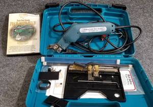 lot 145 image: Hotwire Foam Carver and Instructional DVD