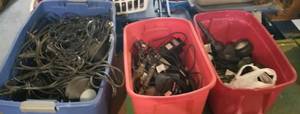 lot 196 image: Large Assortment of Low Voltage Lighting
