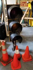 lot 231 image: Traffic Light and Safety Cones