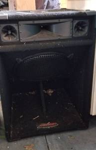 lot 232 image: Large Speaker