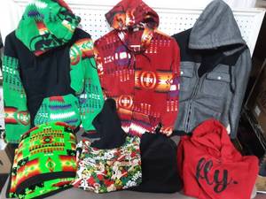 Lot Of Young Mens (M & 1820) Sweats, Hoodies & Fleece Blanket