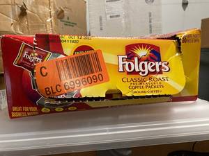 lot 19 image: Folgers Coffee