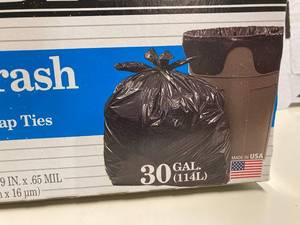 lot 114 image: Large Trash Bags