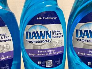 lot 5 image: Dawn Professional Soap