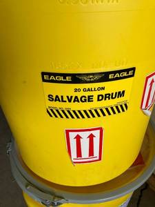 lot 149 image: 20 Gallon Drums