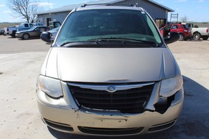2005 CHRYSLER TOWN & COUNTRY MINIVAN 3.8L TOURING