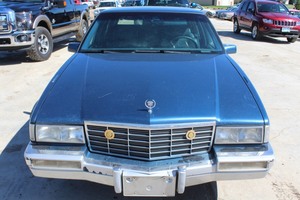 1992 CADILLAC DEVILLE 4D SEDAN