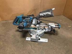 Makita Miter Saw - Used -In working condition