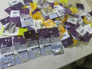 (EC1) Assorted Eye Hooks Square Ben...