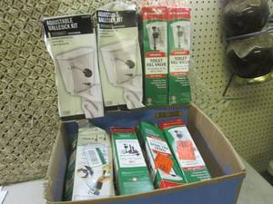 (EW5) Box Full of Universal Toilet ...