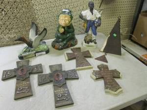 (F-2) Misc Decor - Decanters, Cross...