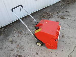 (TRLR) Simplicity 350 Gas Snow Blow...