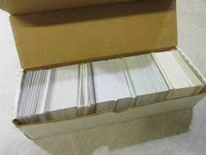 (C-4) Box Assorted Baseball Cards...
