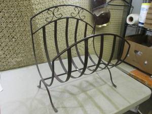 (EW3) Metal Fireplace Log Rack Hold...