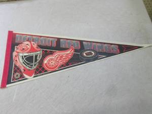 (C-3) Vintage Wincraft Detroit Red ...