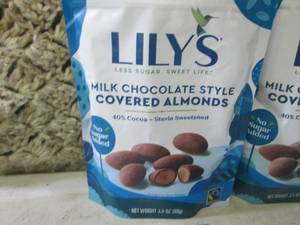 (B-2) 6 Bags Milk Chocolate Style C...