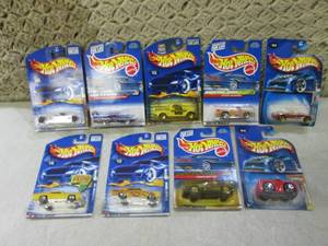 (C-4) Assorted Hot Wheels in Packag...