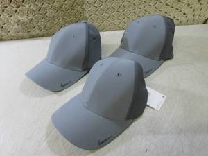 (BS) 3 Nike Adult Unisex Golf Hats ...
