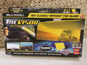 (E-1) Bell Howell TacVisor Day & Ni...
