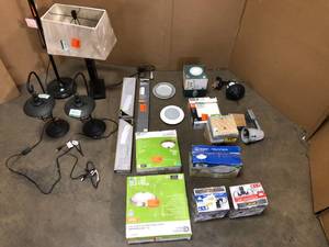 Mixed Lot of assorted Lighting and Patio Lights - Review all pictures - Various Models