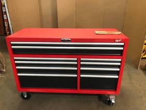 Milwaukee High Capacity 56 in. 10-Drawer Roller Cabinet Tool Chest - Good Condition - Review all pictures