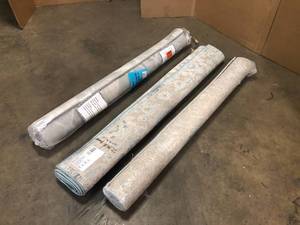 Mixed Lot of assorted Rugs - Various models and sizes - Review all pictures