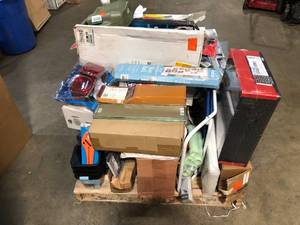 Mixed Lot of Small Houseware Items and Decor Items - Various Models and Conditions - Review all pictures