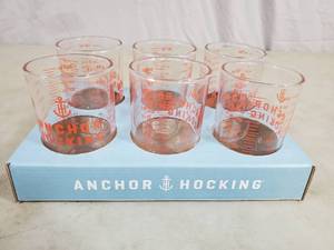 6 New Anchor Hocking Glass Measuring Cups