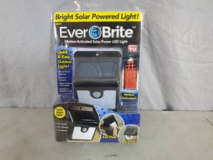 New Everbrite Motion Actived Solar Power LED Light