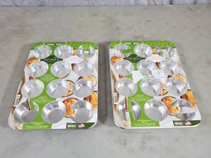 2 New Nordic Ware Muffin Pans