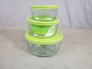 New 6 Piece Kitchen Classics Glass Food Storage Set
