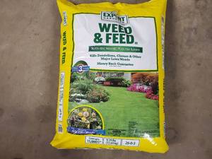 New 39 lb bag of Weed and Feed Lawn Care