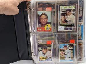 lot 6 image: INSANE  MASSIVE Minnesota Twins Card Collection Killebrew, Katt, Oliva, Allison, Puckett, Hrbek, Viola, Erickson, MANY More PLUS Two Vintage Twins Pendants, Stamps