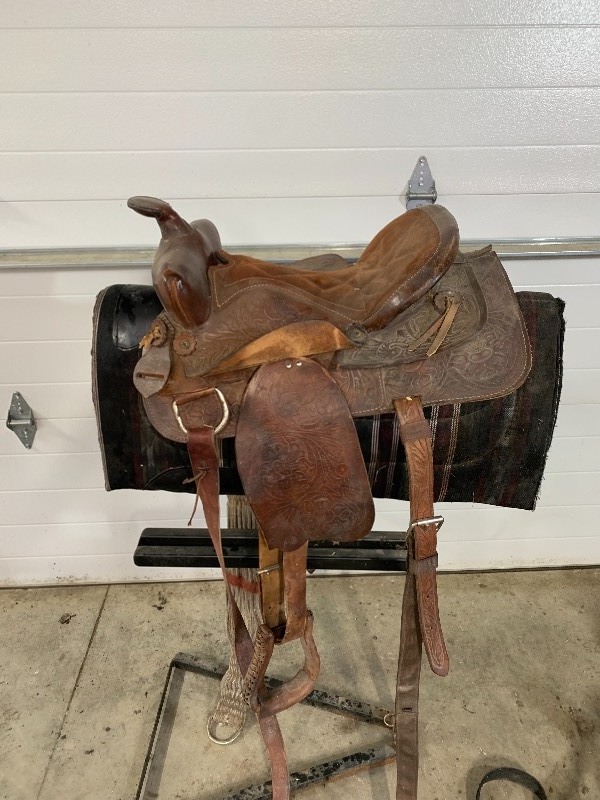 Monthly Horse Tack Auction Buy Sell & Consign KBID