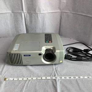 Epson PowerLite 820p Projector
