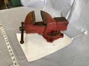 Bench Vice