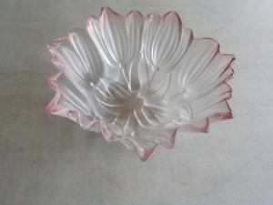 Glass bowl never used 12 x 12 x 4...