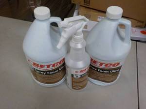 2 Gallon Jugs Betco Spray Foam Ultr...