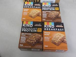 Case of 32 KIND Breakfast Protein B...