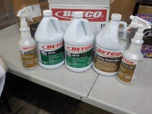 1 Gallon Betco Spray Foam Ultra Deg...