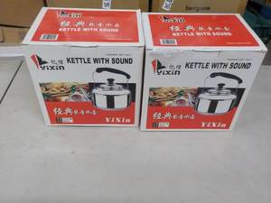 2 YIXIN Stainless Steel Kettles wit...