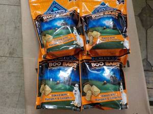 4 - 11 oz Bags Blue Boo Bars Dog Bi...